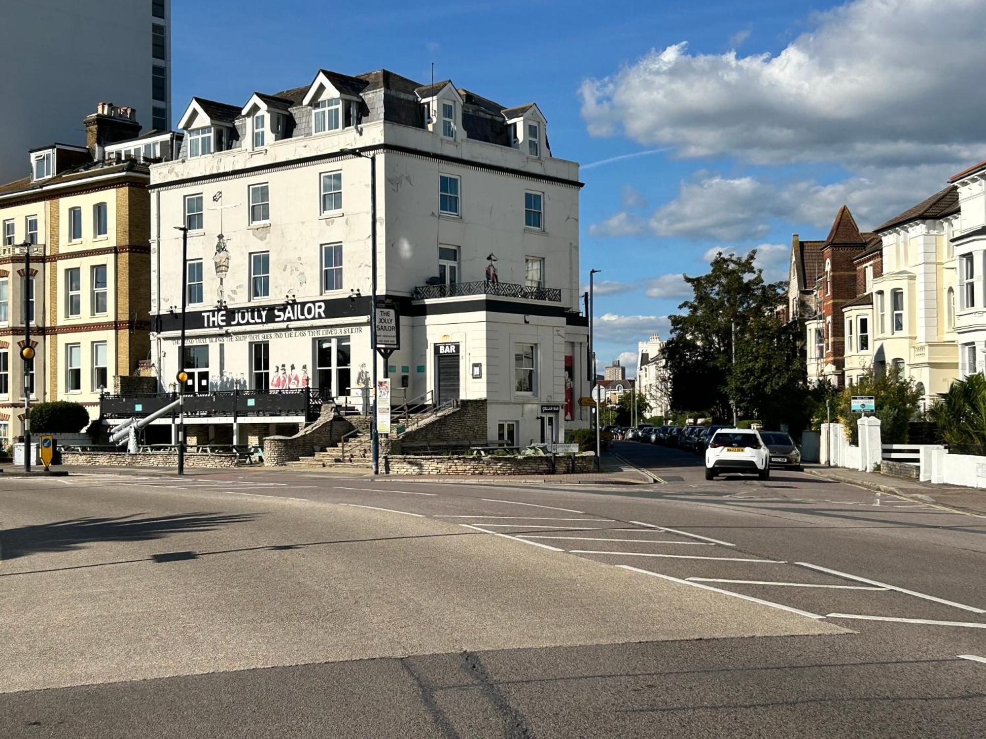 Clarence Quarters Self-Catering Guest House Portsmouth Exteriör bild