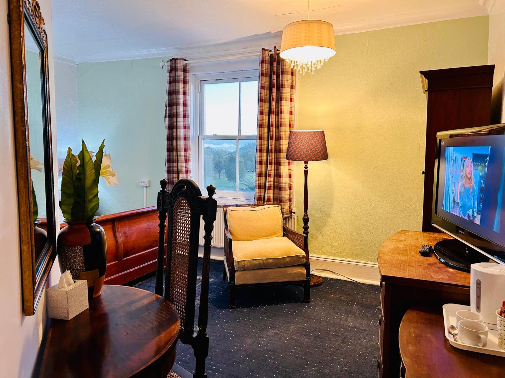Clarence Quarters Self-Catering Guest House Portsmouth Exteriör bild
