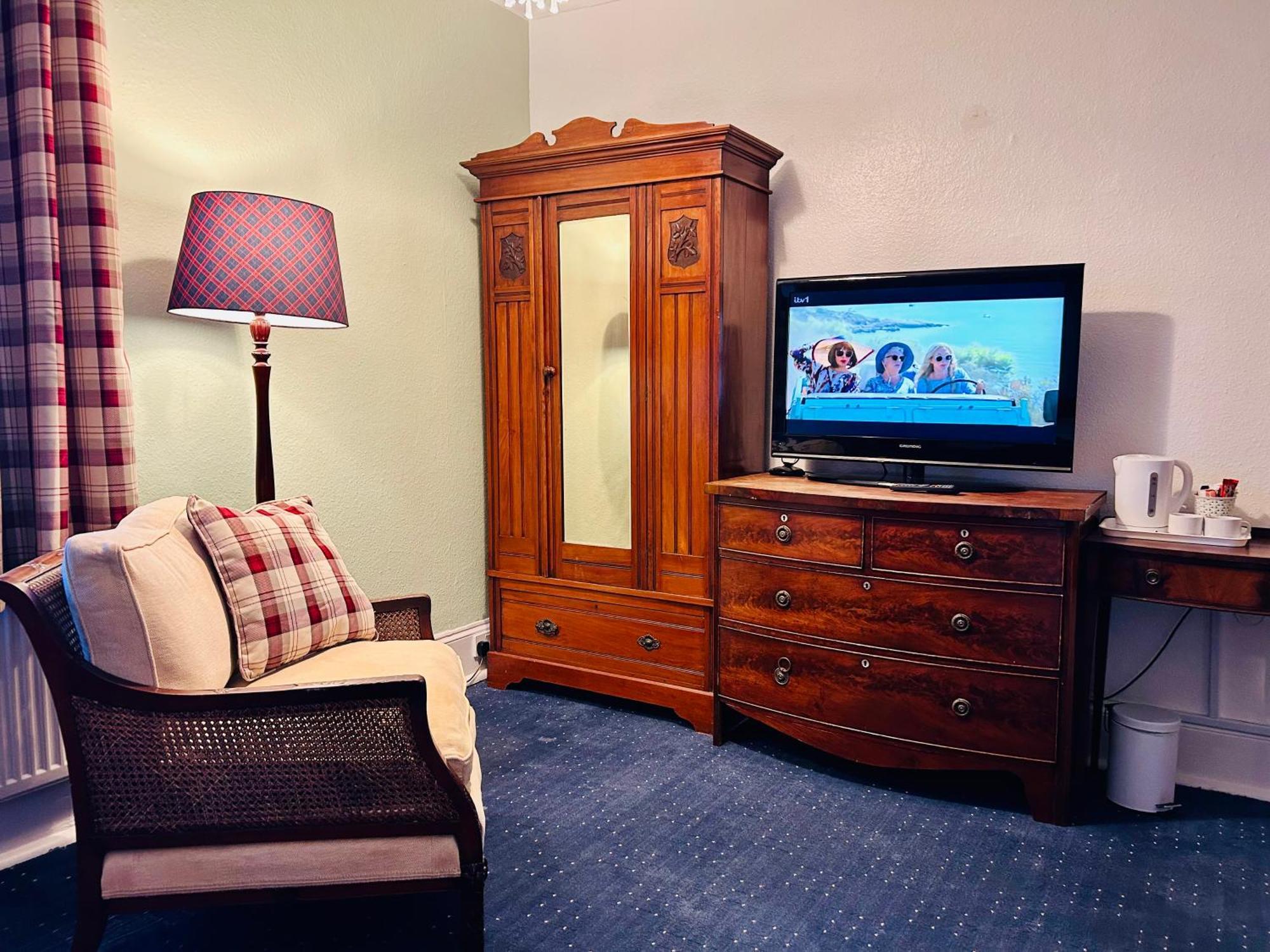 Clarence Quarters Self-Catering Guest House Portsmouth Exteriör bild