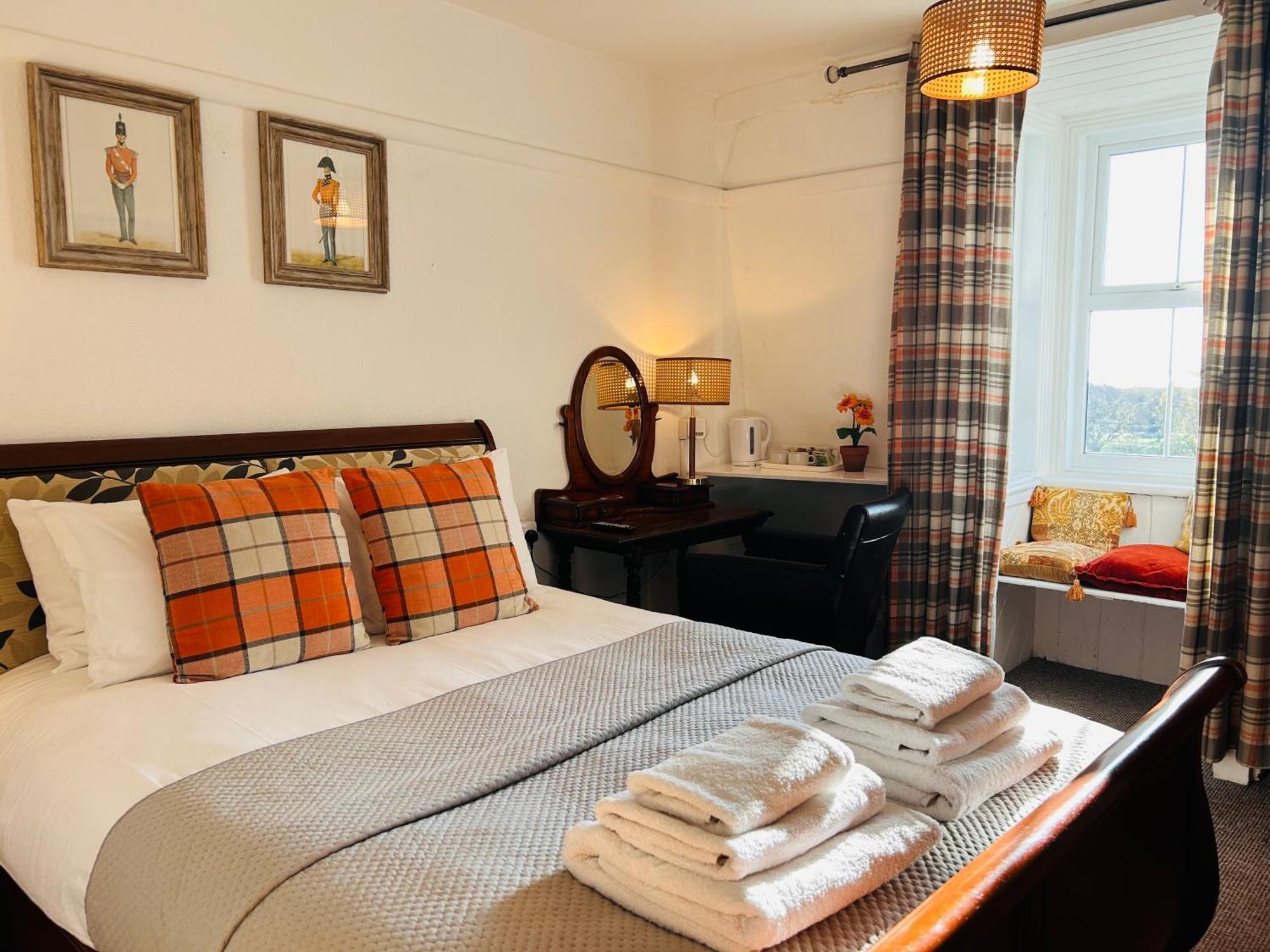 Clarence Quarters Self-Catering Guest House Portsmouth Exteriör bild
