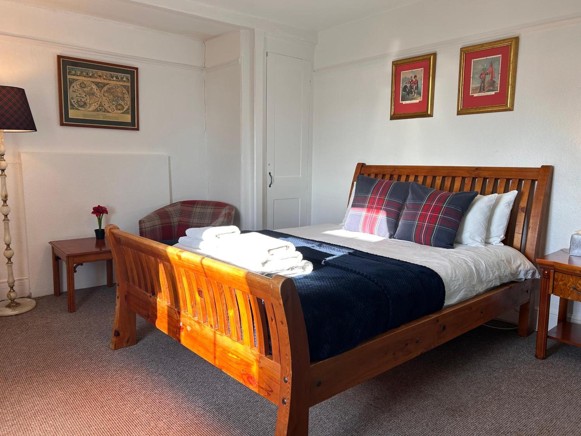Clarence Quarters Self-Catering Guest House Portsmouth Rum bild
