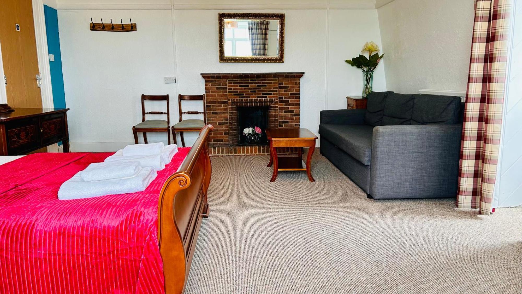 Clarence Quarters Self-Catering Guest House Portsmouth Rum bild